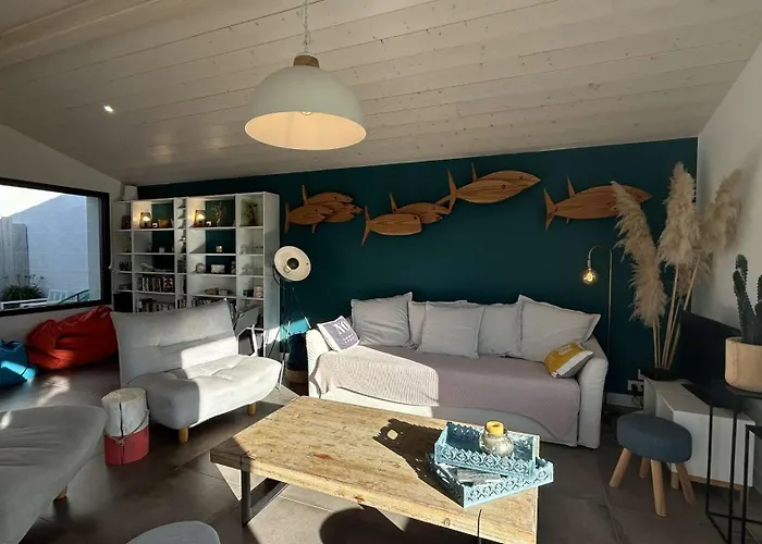 Gu000-05g 4 Pièces - 6 Couchages * La Guérinière